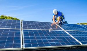 Installation et mise en production des panneaux solaires photovoltaïques à Touques